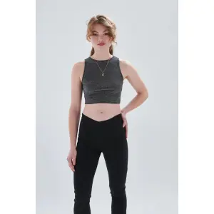 Högmidjade utsvängda byxor dam 24 Colours image-2