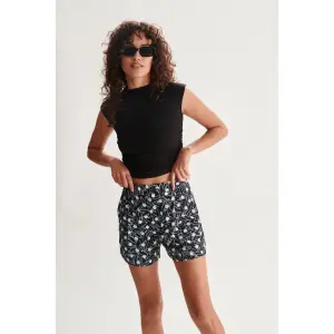 Short med blommönster dam 24 Colours image-1