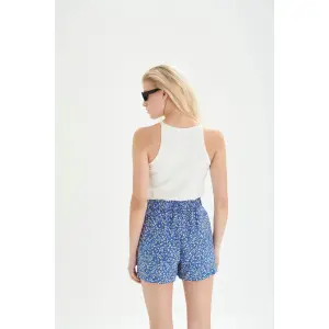 Short à motifs floraux femme 24 Colours image-1