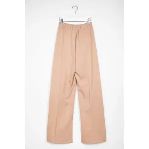 Pantalon coupe droite motif discret femme 24 Colours image-1