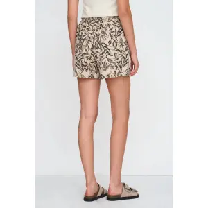 Women's Leaf Print Shorts 24 Colours image-1
