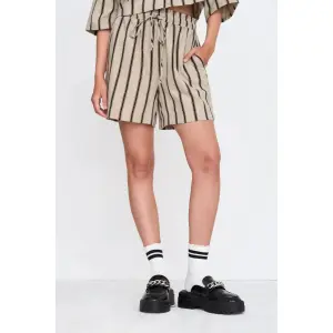 Striped shorts for women 24 Colours image-1