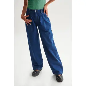 Women’s Straight or Slightly Wide Leg Jeans 24 Colours image-3