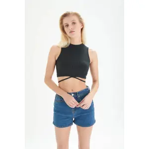 Basic High-Waisted Denim Shorts Women 24 Colours image-2