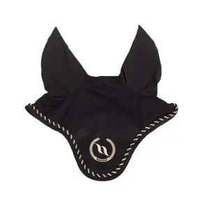 Cap Back on Track taye image-0