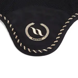 Cap Back on Track taye image-3