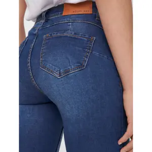 Women's jeans Noisy May nmjen image-6