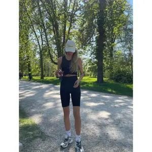 Camiseta de mujer Noisy May Nmtwiggi Top 3 Noos image-2