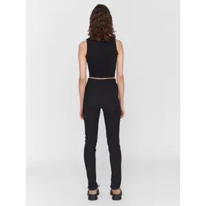 Camiseta de mujer Noisy May Nmtwiggi Top 3 Noos image-3