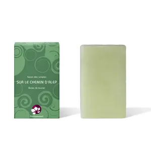 Sapone a freddo in una scatola di cartone sulla strada per Aleppo Pachamamaï image-0