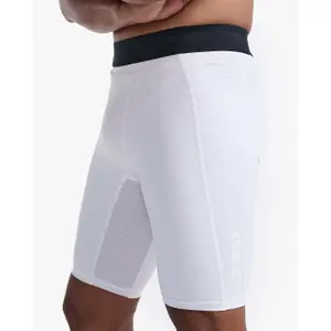 Compression shorts for base layer 2XU image-4