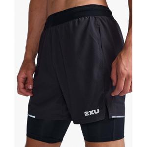 2-in-1 5-inch shorts 2XU Aero image-4