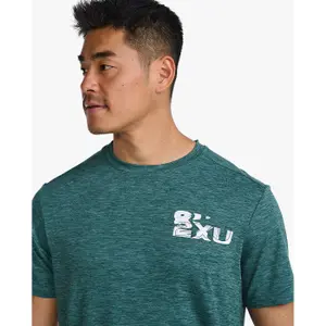 T-Shirt 2XU Motion Graphic image-2