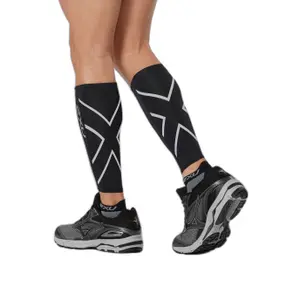 Calf protection compression sleeve 2XU image-2