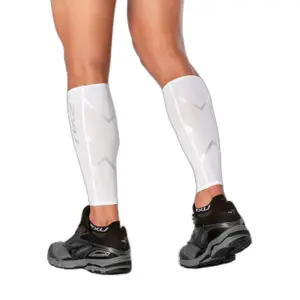 Calf protection compression sleeve 2XU image-1