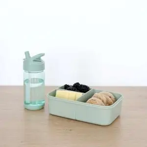 Botella reciclada 3 Sprouts image-1