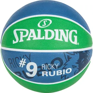 Ballon Spalding Player Ricky Rubio image-0