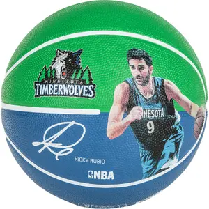 Ballon Spalding Player Ricky Rubio image-1