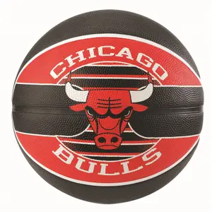 Ballon Spalding NBA team ball Chicago Bulls image-0