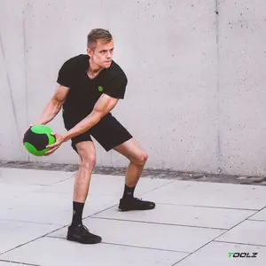 Balón medicinal Toolz 5 Kg image-4