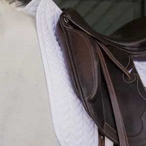 Dressage saddle pad  Kentucky Fishbone image-3