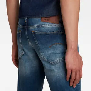 Rechte taps toelopende jeans G-Star 3301 image-4