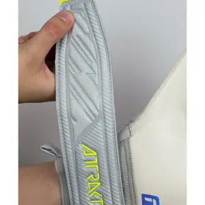 Torwarthandschuhe Reusch Attrakt Solid image-4