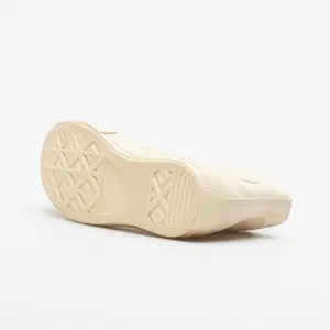 Zapatillas de deporte para mujer Converse Chuck 70 Patent Pop Hi Top image-3