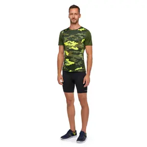 Corto Macron running rupert image-3