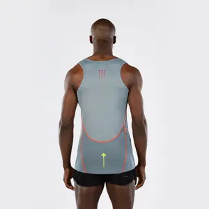 Camiseta de tirantes Macron zefiro pro run tech graphic image-4