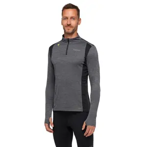 Training top Macron running ricky image-1