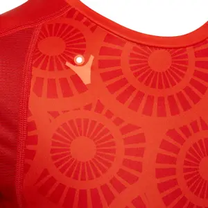 Camiseta de mujer Macron running patricia printed image-5