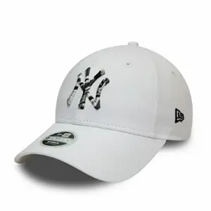 9forty cap for women New York Yankees 2021/22 image-0