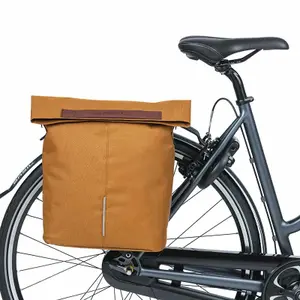 Reflective bag Basil shopper hook-on bonbon 14-16L image-1