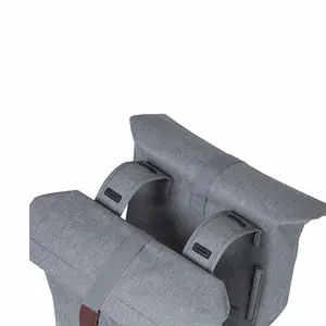 Sacos reflectores com velcro Basil city 28-32L image-1