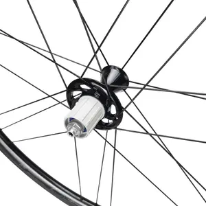 Conjunto de 2 rodas de bicicleta Campagnolo Bora Wto 33 Dark 2Wf Tuebeless Ready image-2