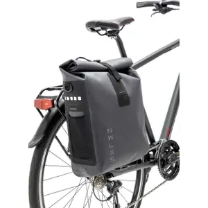 Sacoche vélo imperméable New Looxs Varo Messenger Imp.Poly.420D image-0