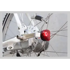 Stálé osvětlení pro montáž na kola s magnetem Reelight SL250C image-3