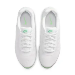 Baskets Nike Air Ma.x Invigor image-3