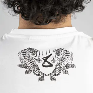 T-shirt 8 Weapons Eight Ways image-5