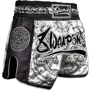 Short de boxe Thaï 8 Weapons Carbon Sak Yant Tigers image-0