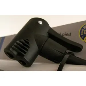 Stalowa pompka nożna z manometrem Michelin image-2