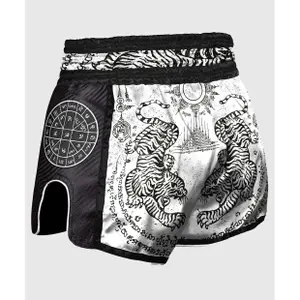 Short de boxe Thaï 8 Weapons Carbon Sak Yant Tigers image-1