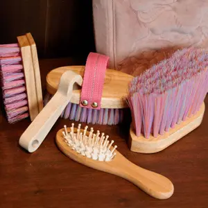 Ατσαλάκωτο για άλογο Grooming Deluxe Sammy image-2
