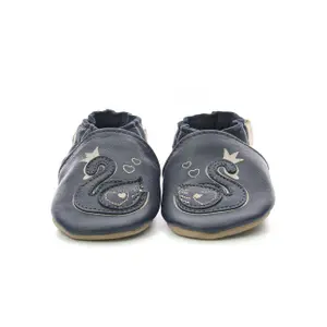 Baby girl shoes Robeez Pretty Swan image-4