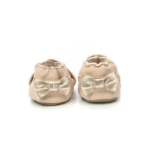 Baby girl shoes Robeez Pretty Swan image-2