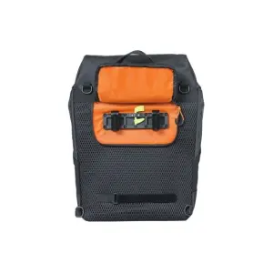 Reflective bag Basil miles tarpaulin hook-on 17L image-3