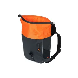 Reflective bag Basil miles tarpaulin hook-on 17L image-5