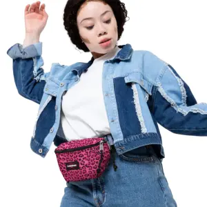 Bananpose Eastpak Springer image-3