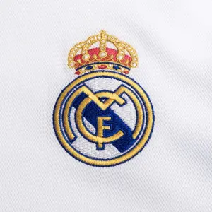 Home jersey child Real Madrid 2023/24 image-4